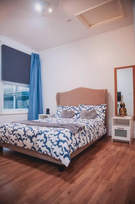 3 Bed Flat With Balcony Central Londres Extérieur photo